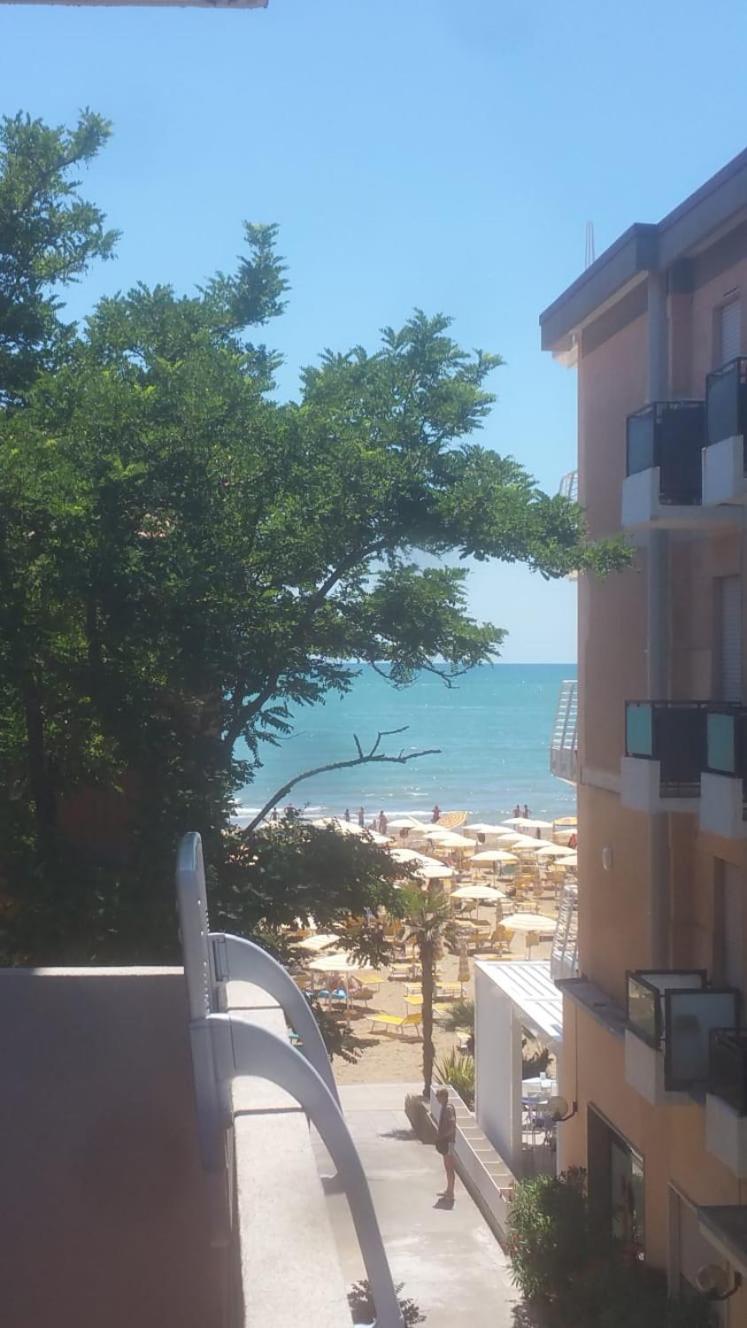 Residence Ambra Lido di Jesolo Luaran gambar